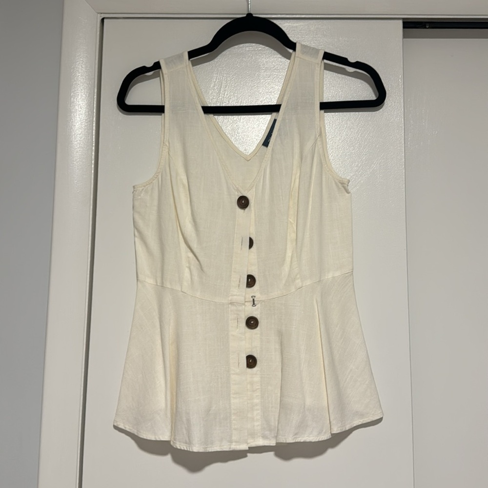Modcloth Linen Top - Picture 2 of 5
